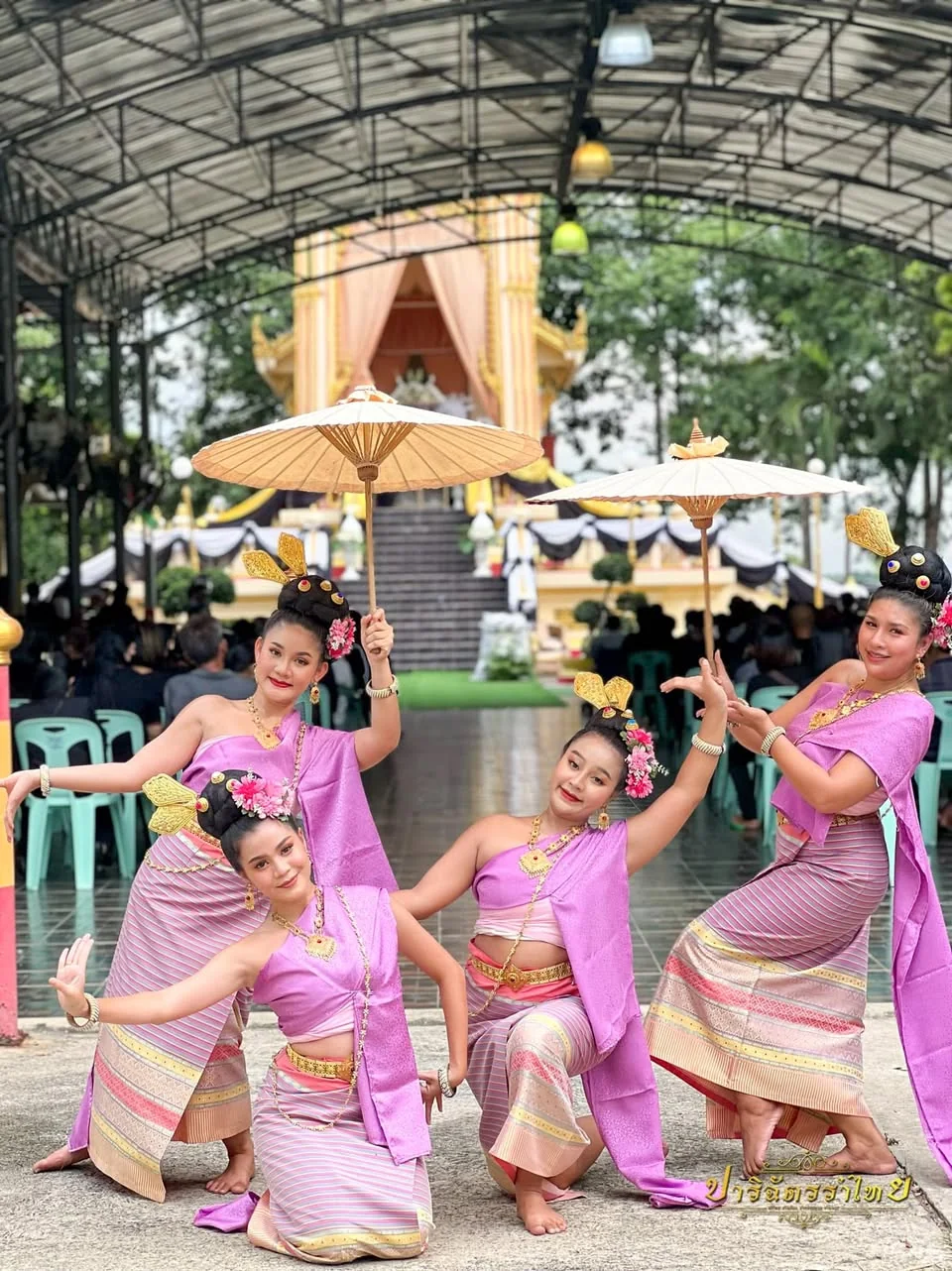 การแสดงหน้าไฟ ณ วัดเชี่ยวโอสถ